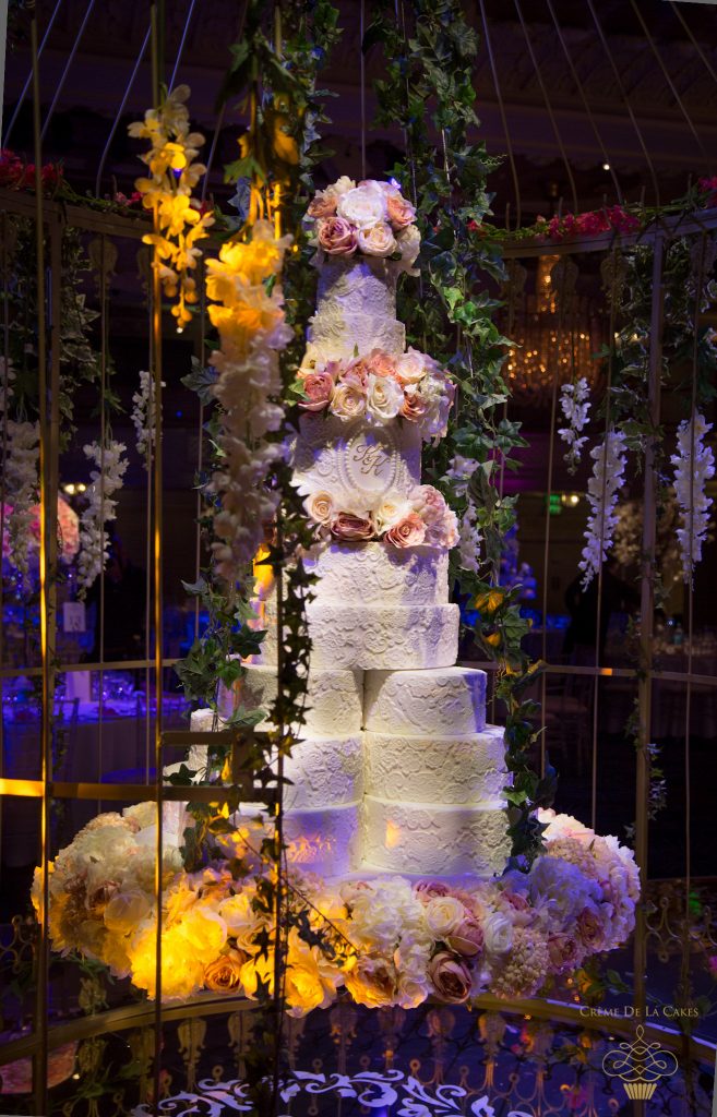 bespoke-wedding-cake-hanging-wedding-cake-enchanted-garden